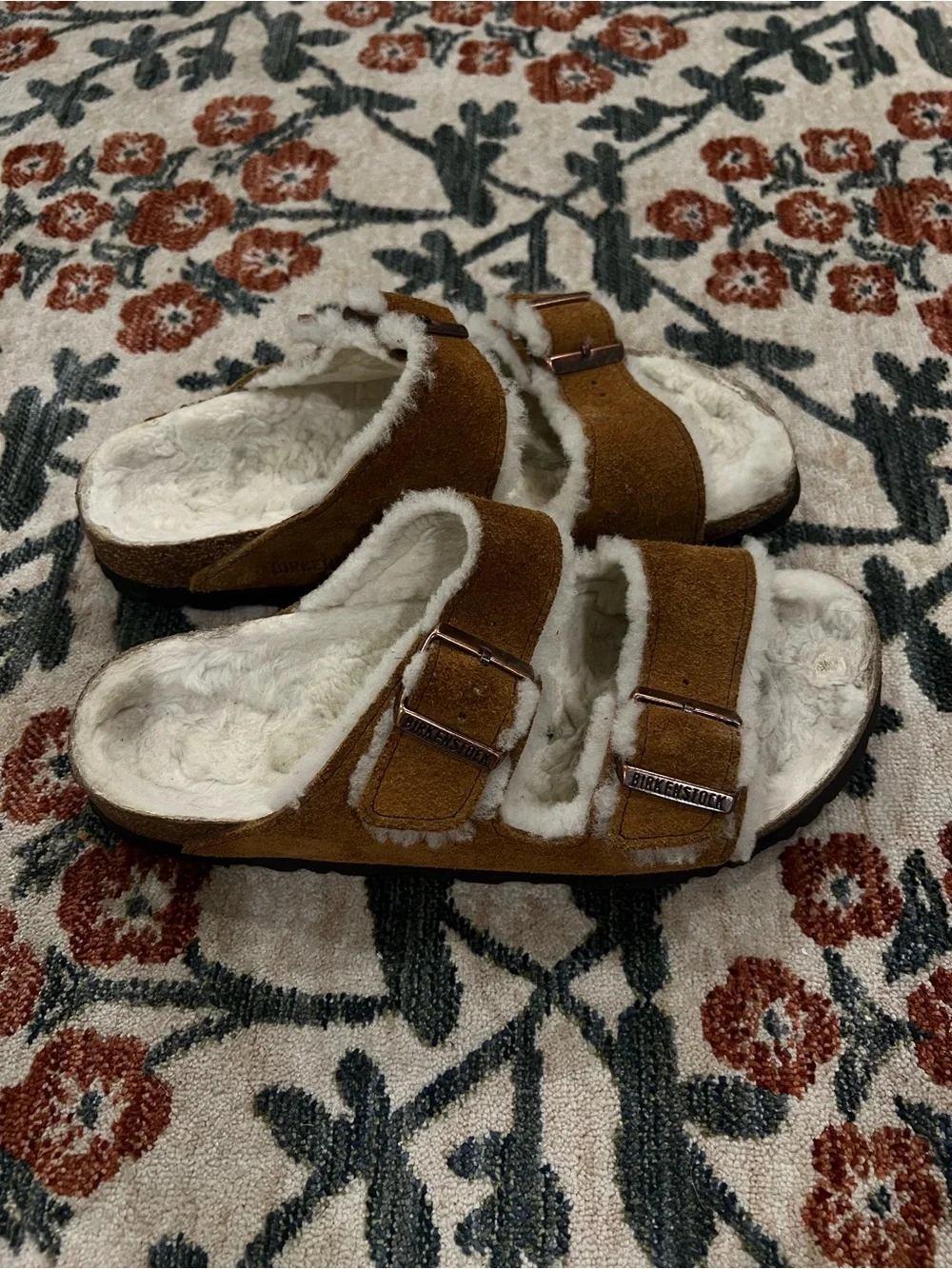 Birkenstock Arizona Shearling sandals women’s size 8